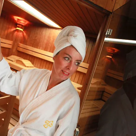 Palais-hotel Erzherzog Johann Готель Грац