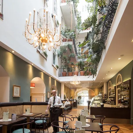 מלון Palais-hotel Erzherzog Johann גראץ