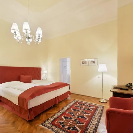 Отель Palais-hotel Erzherzog Johann