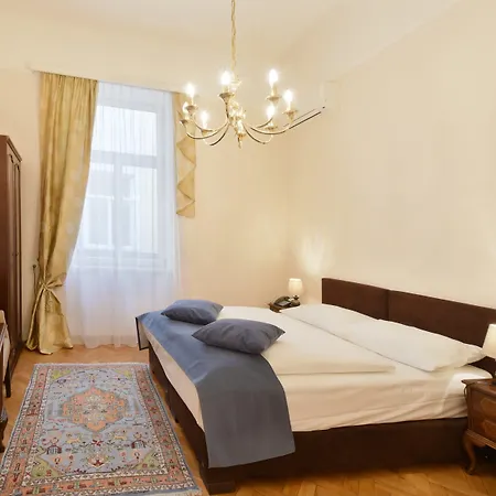 Palais-hotel Erzherzog Johann 4*