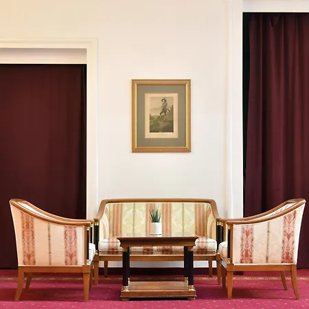 Palais-hotel Erzherzog Johann Отель 4*