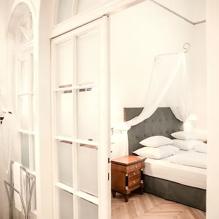 Szálloda Palais-hotel Erzherzog Johann 4*