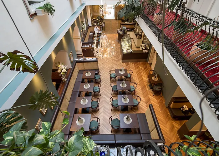 Отель Palais-hotel Erzherzog Johann