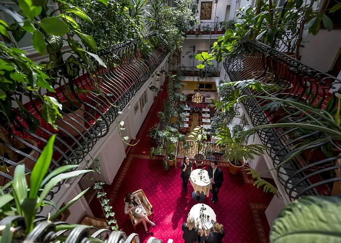 Palais-hotel Erzherzog Johann Отель 4*